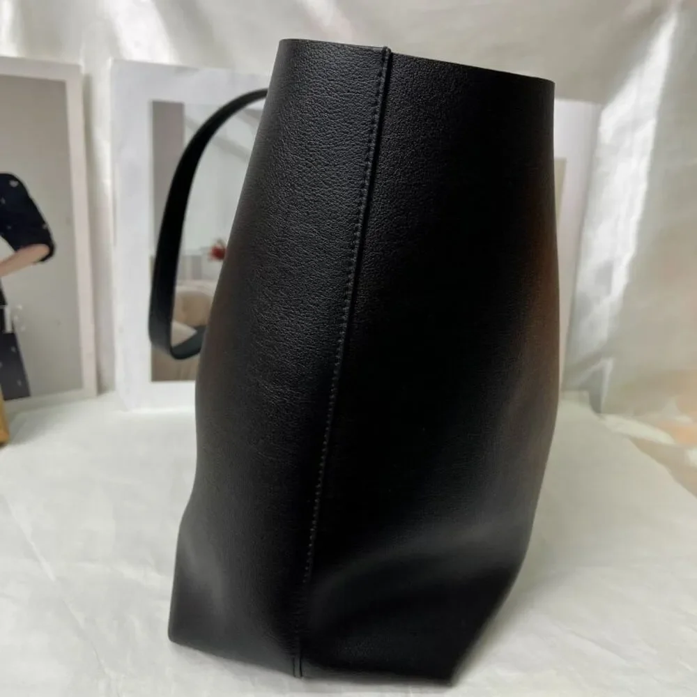 Saint Laurent Women Pre-Loved Bag Very Good Condition - Picture 6 of 9